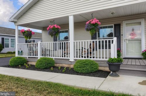 155 Glenridge Dr, Carlisle, PA 17015-8149