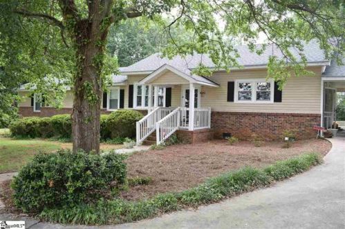 308 Mcalister Rd, Easley, SC 29642-9745