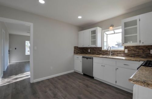 48 Adams Ave, Los Banos CA  93635-4606 exterior