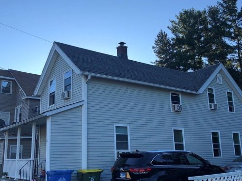 79 Edgewood Ave, Waterbury, CT 06706-2209