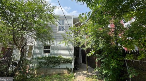 706 Philadelphia St, York, PA 17401-3343
