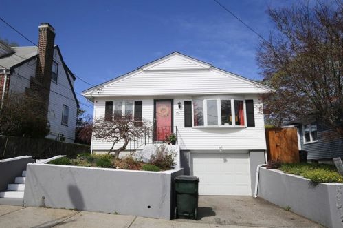172 Hillcrest Ave, Providence, RI 02909-4928