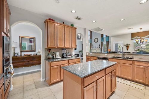 2127 Trinity Mnr Ln, Richmond TX  77469-7255 exterior