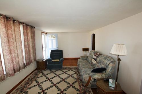 404 Mckinley Ave, Pendleton, MO 63383-1706