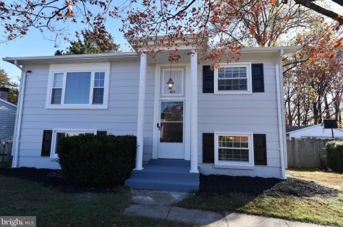 4415 Kentmore Dr, Woodbridge, VA 22193-5225