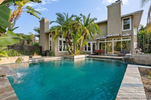 7939 Corte Domingo, Carlsbad, CA 92009-9533