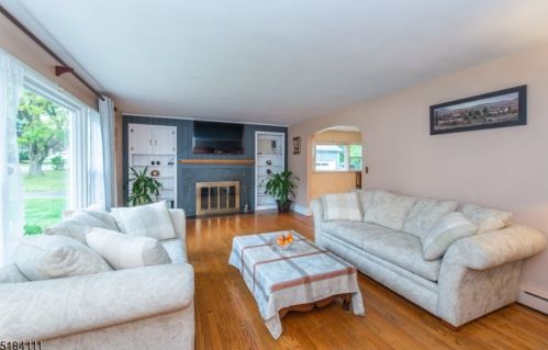 500 Vly Vw Ave, Hackettstown NJ  07840-1416 exterior