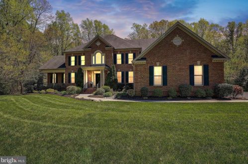 1711 Byfield Ct, Gambrills, MD 21054-1825