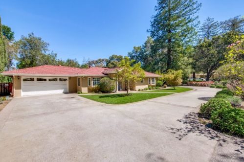 492 Deodara Dr, Los Altos, CA 94024-7137