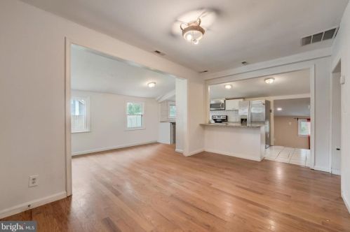 4964 Elm St, Shady Side MD  20764-9655 exterior