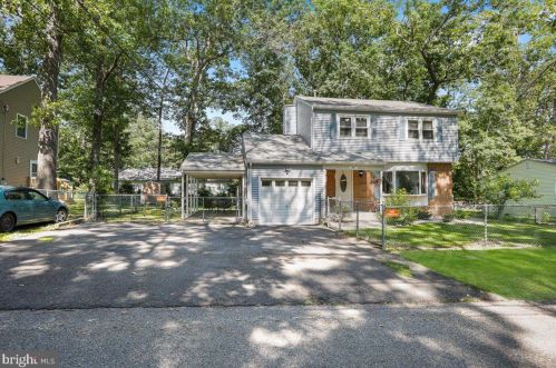 24 Dahlia St, Browns Mills, NJ 08015-2959