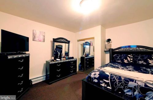 1945 61 St, Philadelphia PA 19142-0014 exterior