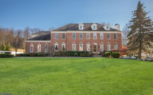 9 Lake Cherokee Dr, Dover, NJ 07869-2800