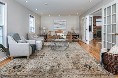 39 Sleepy Hollow Ln, Montgomery, NJ 08502-4516