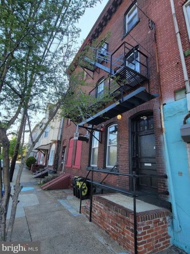 703 State St, Trenton NJ 08609-2008 exterior