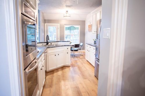 84 Oak Grove Ln, Conroe TX  77304-2515 exterior