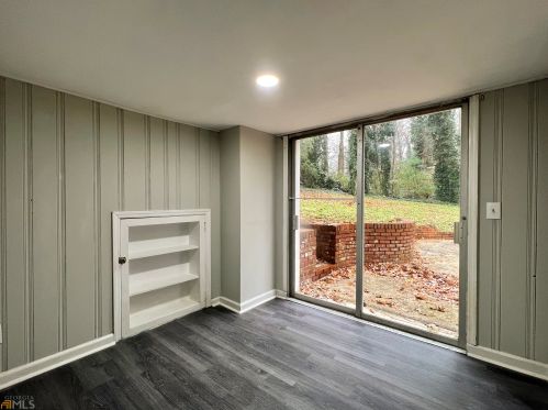2408 Briarmoor Rd, Atlanta GA  30345-2112 exterior