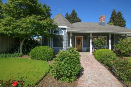 277 Robinwood Cir, Navelencia, CA 93654-2767