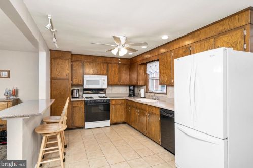 164 Churchill Ave, Trenton NJ 08610-3501 exterior