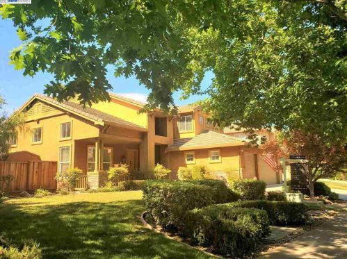 1483 Rebecca Dr, Livermore, CA 94550-0835
