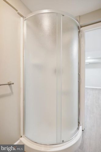 1221 Pinecrest Cir, Silver Spring MD 20910-1626 exterior