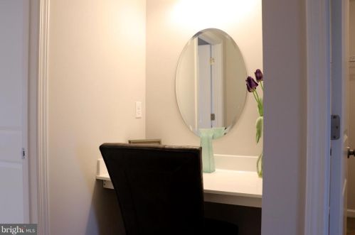 46 Stoneham Rd, Trenton NJ 08638-2746 exterior