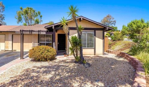 4548 Westridge Dr, Oceanside, CA 92056-2940