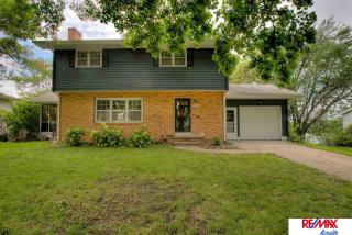 7641 Windsor Dr, Omaha, NE 68114-1634