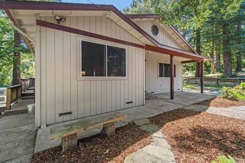 1707 Burnside Rd, Sebastopol, CA 95472-9176
