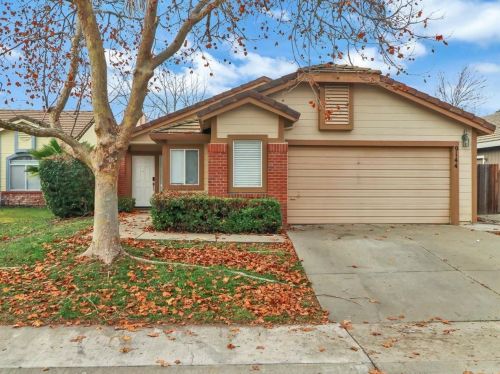 9144 Laguna Center Cir, Elk Grove, CA 95758-7309