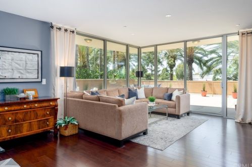 5039 Scholarship, Irvine, CA 92612-5695