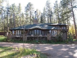 8876 Pine Dr, Beulah, CO 81023-9721