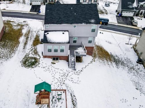 129 Saddle Ridge Dr, Noblestown PA 15071-3721 exterior