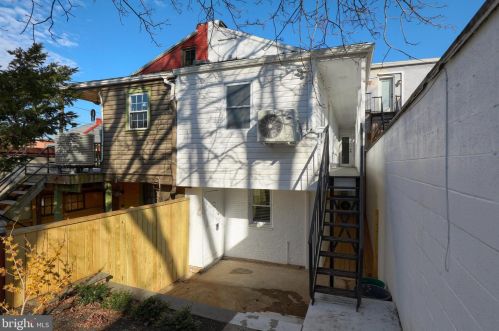 26 Vine St, Lancaster PA  17603-5259 exterior