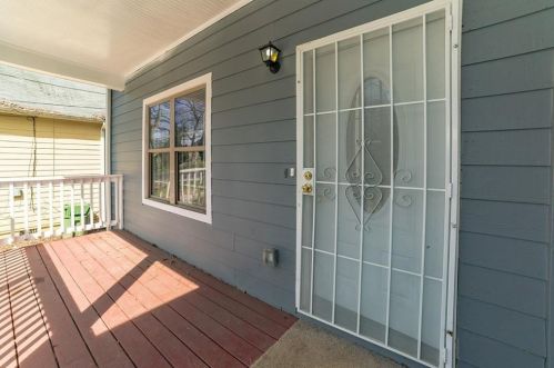 869 Hollywood Rd, Atlanta GA  30318-4768 exterior