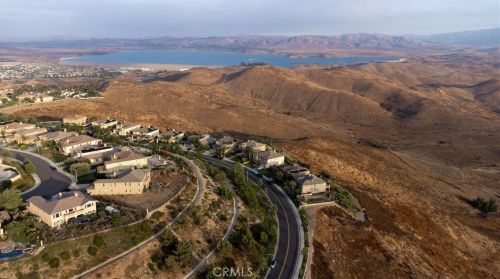 18458 Lakepointe Dr, Riverside CA  92503-0252 exterior