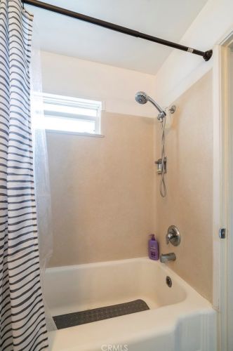 624 15th St, Huntington Beach CA  92648-4048 exterior