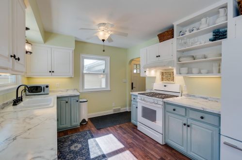 2174 Desoto St, Saint Paul MN  55117-1830 exterior