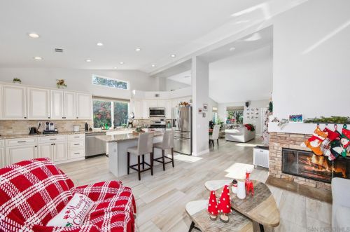 4801 Marblehead Bay Dr, Oceanside, CA 92057-3411