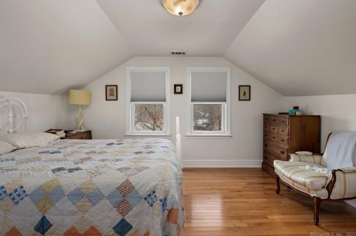 1 Bartlett Ave, Norwalk CT  06850-1914 exterior
