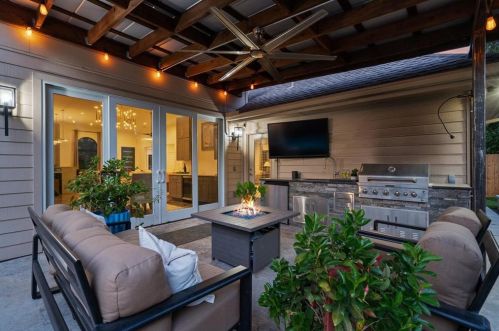 10402 Cassia Cv, Austin TX  exterior