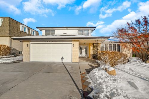 10433 Interlochen Dr, Palos Hills, IL 60465-1765