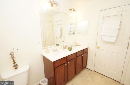 4703 Thistle Hill Dr, Aberdeen MD  21001-2651 exterior