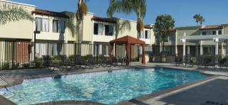 21551 Brookhurst St, Huntington Beach CA  92646-8002 exterior