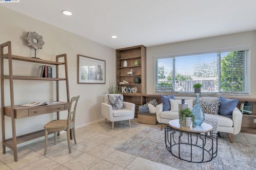 918 Venus Way, Livermore, CA 94550-6346