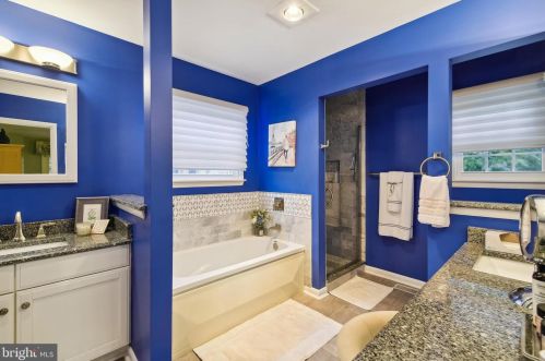 630 Westwood Dr, Aberdeen MD  21001-2335 exterior