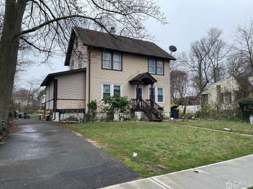 33 Brunswick Ave, Metuchen, NJ 08840-2601