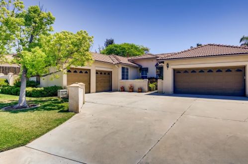 16378 Open View Rd, Ramona, CA 92065-5933