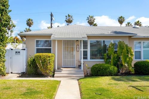 1826 Tremont St, Oceanside, CA 92054-5311