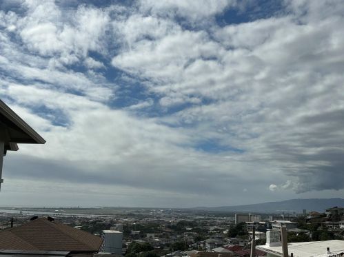 2182 Makanani Dr, Honolulu, HI 96817-2034